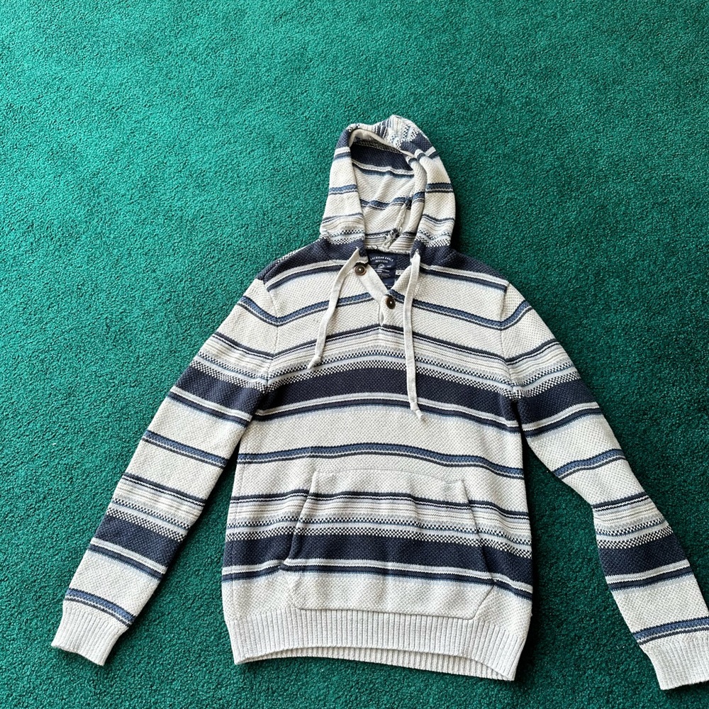 AE sweater